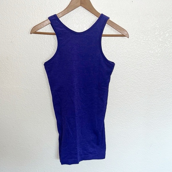 Lululemon Women’s Purple Built In Sports Bra High Neck Tank Top - Picture 1 of 10